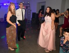 Foto de la galería: Dana festejó los 15 rodeada de la buena onda de sus seres queridos