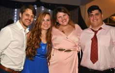 Foto de la galería: Dana festejó los 15 rodeada de la buena onda de sus seres queridos