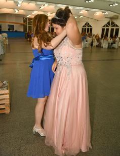 Foto de la galería: Dana festejó los 15 rodeada de la buena onda de sus seres queridos