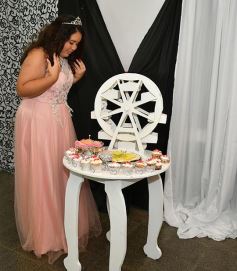 Foto de la galería: Dana festejó los 15 rodeada de la buena onda de sus seres queridos