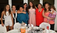 Foto de la galería: Dana festejó los 15 rodeada de la buena onda de sus seres queridos