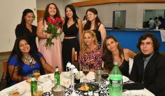 Foto de la galería: Dana festejó los 15 rodeada de la buena onda de sus seres queridos