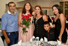 Foto de la galería: Dana festejó los 15 rodeada de la buena onda de sus seres queridos