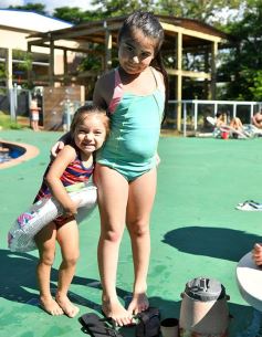 Foto de la galería: Domingo en la pileta del Club IPLyC