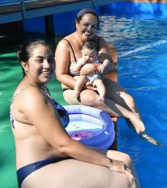 Foto de la galería: Domingo en la pileta del Club IPLyC