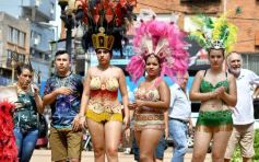 Foto de la galería: Calentando motores: lanzaron los Carnavales Misioneros en la plaza 9 de Julio