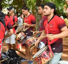 Foto de la galería: Calentando motores: lanzaron los Carnavales Misioneros en la plaza 9 de Julio