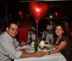 Foto de la galería: Noche de cena y festejos por el dìa de San Valentìn en Posadas