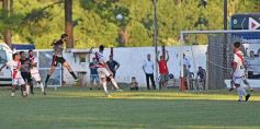 Foto de la galería: Con golazo de Bruno, Sporting derrotó a Guaraní