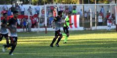 Foto de la galería: Con golazo de Bruno, Sporting derrotó a Guaraní