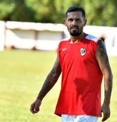 Foto de la galería: Con golazo de Bruno, Sporting derrotó a Guaraní