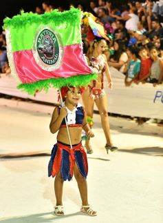 Foto de la galería: Carnavales posadeños: más de 40 mil personas disfrutaron en el cuarto tramo de la Costanera
