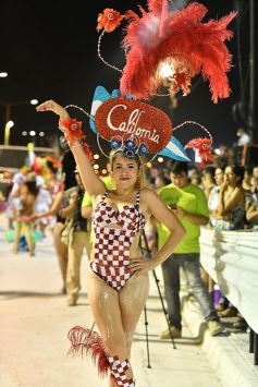 Foto de la galería: Carnavales posadeños: más de 40 mil personas disfrutaron en el cuarto tramo de la Costanera