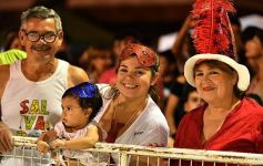 Foto de la galería: Carnavales posadeños: más de 40 mil personas disfrutaron en el cuarto tramo de la Costanera