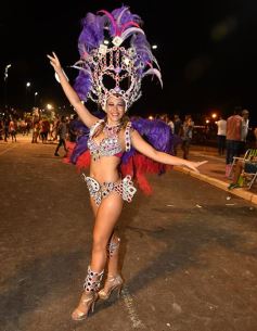 Foto de la galería: Carnavales posadeños: más de 40 mil personas disfrutaron en el cuarto tramo de la Costanera