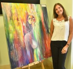 Foto de la galería: Con eje en el protagonismo de la mujer, artistas misioneras exponen obras en la Legislatura