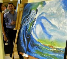 Foto de la galería: Con eje en el protagonismo de la mujer, artistas misioneras exponen obras en la Legislatura