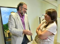 Foto de la galería: Con eje en el protagonismo de la mujer, artistas misioneras exponen obras en la Legislatura