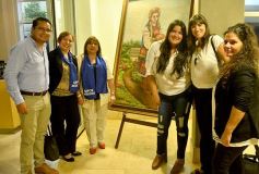 Foto de la galería: Con eje en el protagonismo de la mujer, artistas misioneras exponen obras en la Legislatura