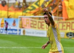 Foto de la galería: Dolorosa caída de Crucero ante Juventud Antoniana