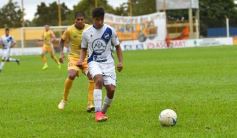 Foto de la galería: Dolorosa caída de Crucero ante Juventud Antoniana