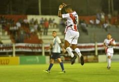 Foto de la galería: Guaraní demolió a Deportivo Jardín y es puntero en su grupo del Regional Amateur