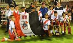 Foto de la galería: Guaraní demolió a Deportivo Jardín y es puntero en su grupo del Regional Amateur