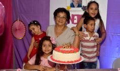 Foto de la galería: El cumple de Doña Nelly Almirón