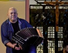 Foto de la galería: Una multitud acompañó la “Serenata a San José”