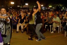 Foto de la galería: Una multitud acompañó la “Serenata a San José”