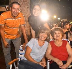 Foto de la galería: Una multitud acompañó la “Serenata a San José”