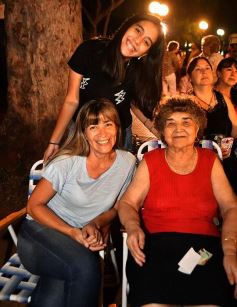 Foto de la galería: Una multitud acompañó la “Serenata a San José”