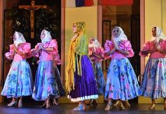Foto de la galería: Una multitud acompañó la “Serenata a San José”