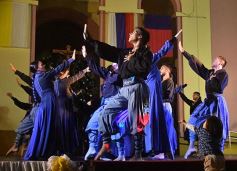 Foto de la galería: Una multitud acompañó la “Serenata a San José”