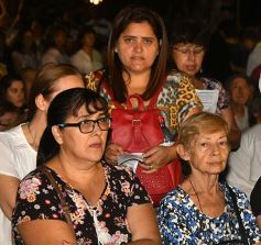 Foto de la galería: Una multitud acompañó la “Serenata a San José”