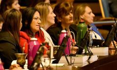 Foto de la galería: El Parlamento de la Mujer sancionó 40 iniciativas
