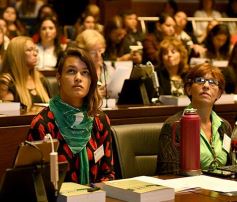 Foto de la galería: El Parlamento de la Mujer sancionó 40 iniciativas