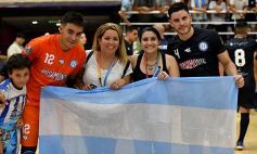 Foto de la galería: Postales del Mundial: delirio con la selección ante Sudáfrica en el Finito Gehrmann