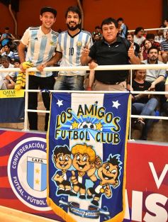 Foto de la galería: Postales del Mundial: delirio con la selección ante Sudáfrica en el Finito Gehrmann