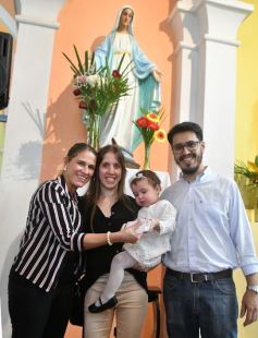 Foto de la galería: Bautismo de Moa en la iglesia Inmaculada Concepción