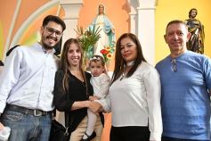 Foto de la galería: Bautismo de Moa en la iglesia Inmaculada Concepción