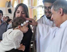 Foto de la galería: Bautismo de Moa en la iglesia Inmaculada Concepción