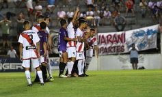 Foto de la galería: Un golazo de Troche le dio la clasificación a Guaraní