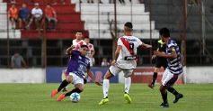 Foto de la galería: Un golazo de Troche le dio la clasificación a Guaraní