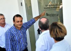Foto de la galería: Inauguraron el Laboratorio de Bioinsumos de la Biofábrica