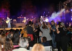 Foto de la galería: Tras la emotiva Misa Popular de las Misiones, Los Nocheros cautivaron a la multitud en San Ignacio