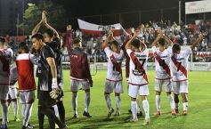 Foto de la galería: Guaraní dejó en el camino al duro Ferroviario y sigue en carrera