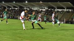 Foto de la galería: Guaraní dejó en el camino al duro Ferroviario y sigue en carrera