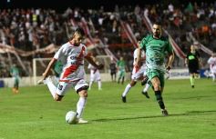 Foto de la galería: Guaraní dejó en el camino al duro Ferroviario y sigue en carrera