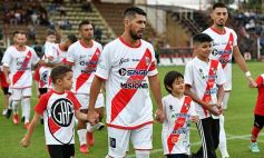Foto de la galería: Guaraní dejó en el camino al duro Ferroviario y sigue en carrera